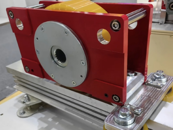 双立柱堆垛机负载轮在盐城锂电池仓储的应用