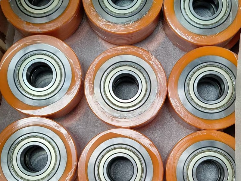 货叉堆垛机下横梁导轮