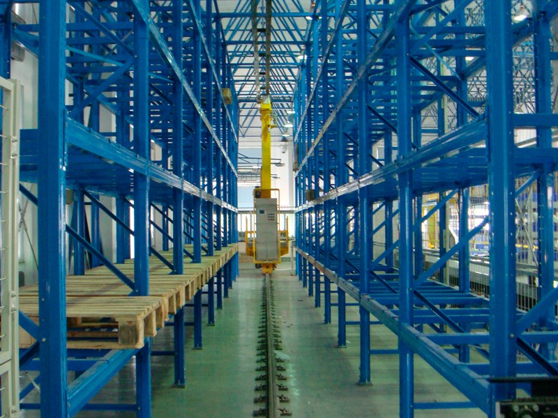 直轨堆垛机水平轮罩